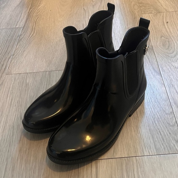 Michael Kors Rain Boots size 8 - Picture 7 of 9